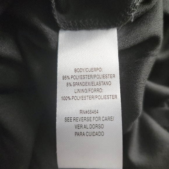 52seven Women's Long-Sleeve Mock Neck Hacci Dress. Size L - Picture 6 of 7